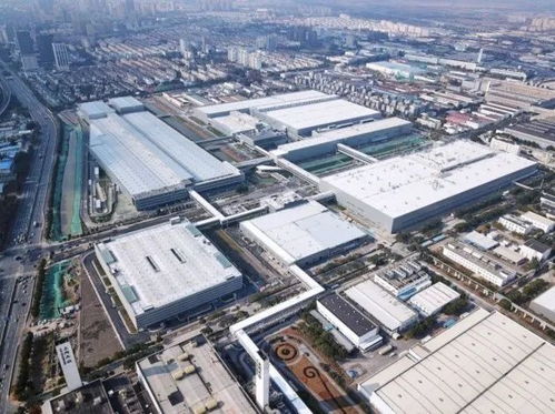 新能源汽車晚報(bào) 特斯拉遭美機(jī)構(gòu)調(diào)查幽靈剎車，五菱宏光S衍生車瞄準(zhǔn)物流市場(chǎng)